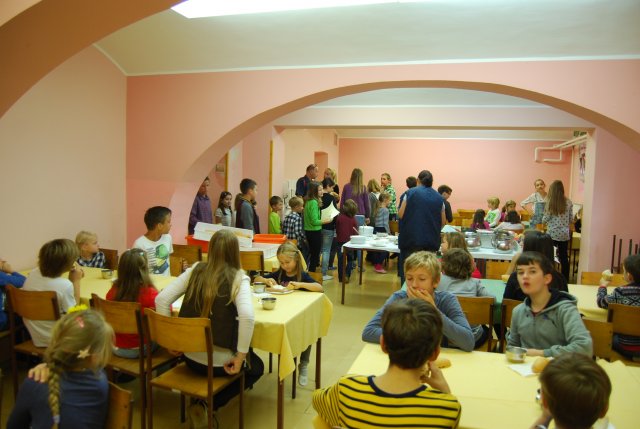 gradimo prijateljstvo 173